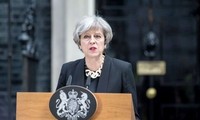 Au Kenya, Theresa May insiste sur l’importance d’un «partenariat renouvelé» post-Brexit