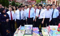 Hô Chi Minh-ville : Ouverture de la fête de la rue aux livres