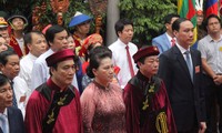 La fête des rois Hùng 2019 aux temples qui leur sont dédiés