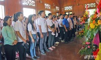 Camps d’été 2019 : les jeunes Vietkieu visitent le village natal du président Hô Chi Minh