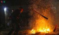 La danse du feu des Dao rouges de Diên Biên