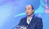 Nguyên Xuân Phuc au programme «Mobilisons-nous au profit des pauvres» 