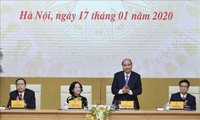 Nguyên Xuân Phuc rencontre des représentants d’organisations socio-politiques et populaires