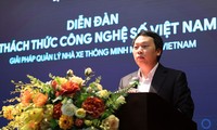 Lancement du Forum des enjeux des technologies numériques du Vietnam