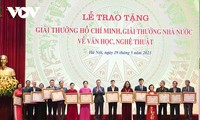 Remise des prix Hô Chi Minh pour les lettres et les arts de 2022