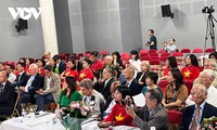 Conférence internationale sur la mer et les îles du pays à Paris