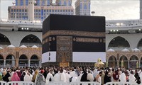 Des centaines de milliers de pèlerins au premier jour du hajj à La Mecque