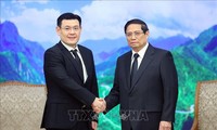 Pham Minh Chinh rencontre Jakkapong Sangmanee