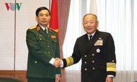 Vietnam, Japan discuss stronger defense ties