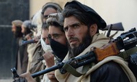 Afghanistan, Taliban speed up peace talks