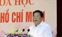 Colloque « Suivre l’exemple du président Hô Chi Minh »