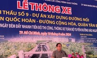 Pham Minh Chinh inaugure une route à Hô Chi Minh-Ville