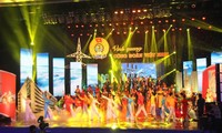 Live broadcast honors Vietnam’s Labor Union