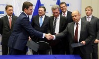 Russia, Ukraine reach deal to restore gas supply 