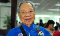 Legendary Vietnamese musicologist Tran Van Khe dies at 94