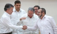 Columbia President proposes truce with FARC