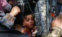 Migrant crisis: UK to take in extra 3,000 child refugees