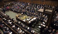 UK parliament passes new bill to avoid no-deal Brexit