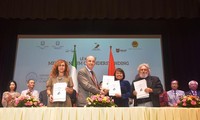  Vietnam, Italy boost education cooperation