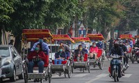 Foreigners support Vietnam’s regulation on wearing facemasks amid Covid-19 pandemic