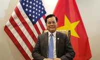 Vietnam Embassy in US support students during pandemic