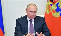 Putin denies cyberattacks on US