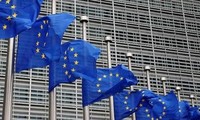 Fifteen EU nations urge bloc to accelerate trade deals