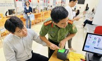 Vietnam begins granting level-2 e-ID accounts to foreign residents 