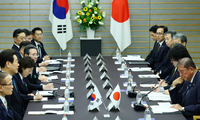 Japan, South Korea agree closer cooperation