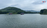 Hồ Ghềnh Chè: Điểm du lịch sinh thái cộng đồng thú vị