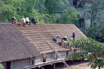 ສ້າງຕັ້ງຄະນະຊີ້ນຳສູນກາງກ່ຽວກັບການຫຼຸດຜ່ອນຄວາມທຸກຍາກແບບຍືນຍົງ