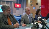 ສະມາຊິກສະພາສູງອາເມລິກາ Bob Corker: ສັນຍາ TPP ມີຄວາມໝາຍ ຍຸດທະສາດ