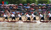 ບຸນ​ຊ່ວງ​ເຮືອ​ຢູ່​ບ້ານ​ແຮ່ງ​ເຈື້ອງ, ເມືອງຊວນ​ເຈື​່ອງ,ແຂວງ​ນາມດິ້ງ