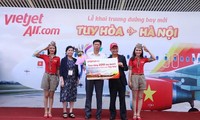 Vietjet Air ເປີດສາຍການບິນຕູຍຮ່ວາ-ຮ່າໂນ້ຍແລະກົງກັນຂ້າມ