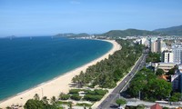 Juni: Eröffnung der internationalen Tourismusmesse in Nha Trang