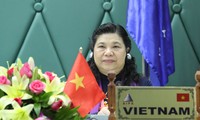 Vize-Parlamentspräsidentin Tong Thi Phong leitet Sitzung der IPU-Abteilung