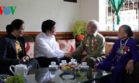 Staatspräsident Truong Tan Sang besucht Veteranen der Schlacht in Dien Bien Phu