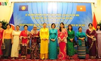 Gründung der ASEAN-Frauengruppe in Hanoi 