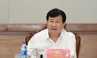Vize-Premierminister Trinh Dinh Dung nimmt an Weltwirtschaftsforum in ASEAN teil