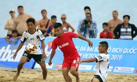 Eröffnung des Beachsoccer-Pokal-Tuniers „VietFootball” in Nha Trang