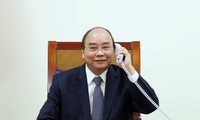 Telefongespräch: Premierminister Nguyen Xuan Phuc begrüßt die Investition des Mineralölkonzerns Exxon Mobil in Vietnam