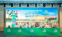 Das Fest des Strandfußballs findet in sechs Provinzen in Zentralvietnam statt