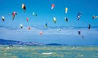 Internationale Woche des Kitesurfens in der Provinz Ninh Thuan