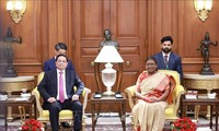 Premierminister Pham Minh Chinh trifft die indische Präsidentin Draupadi Murmu