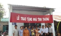 Chương trình vận động chăm lo Tết cho đồng bào nghèo tại Thành phố Hồ Chí Minh