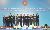 Hội nghị Quan chức kinh tế cấp cao ASEAN (SEOM) tại Hà Nội