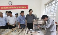 Định hướng nghề nghiệp thông qua chương trình "Một quốc gia - Một trường học"