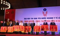 Phó Thủ tướng Vũ Đức Đam dự Đại hội thi đua yêu nước ngành y tế