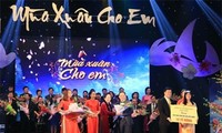 Chương trình giao lưu nghệ thuật “Mùa xuân cho em” lần thứ 9 