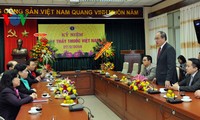 Lãnh đạo Đảng, Mặt trận Tổ quốc Việt Nam chúc mừng cán bộ, y bác sỹ nhân ngày Thầy thuốc Việt Nam 